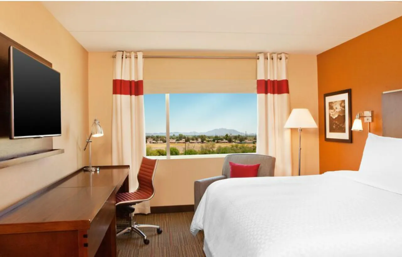 Four Points By Sheraton At Phoenix Mesa Gateway Airport 3*,